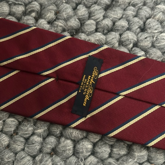 Brooks Brothers Blue Red Striped Printed Tie - Picture 4 of 4
